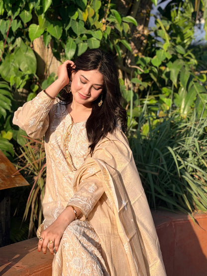 SAHAR: Tissue Silk Daraz Work Chikankari set