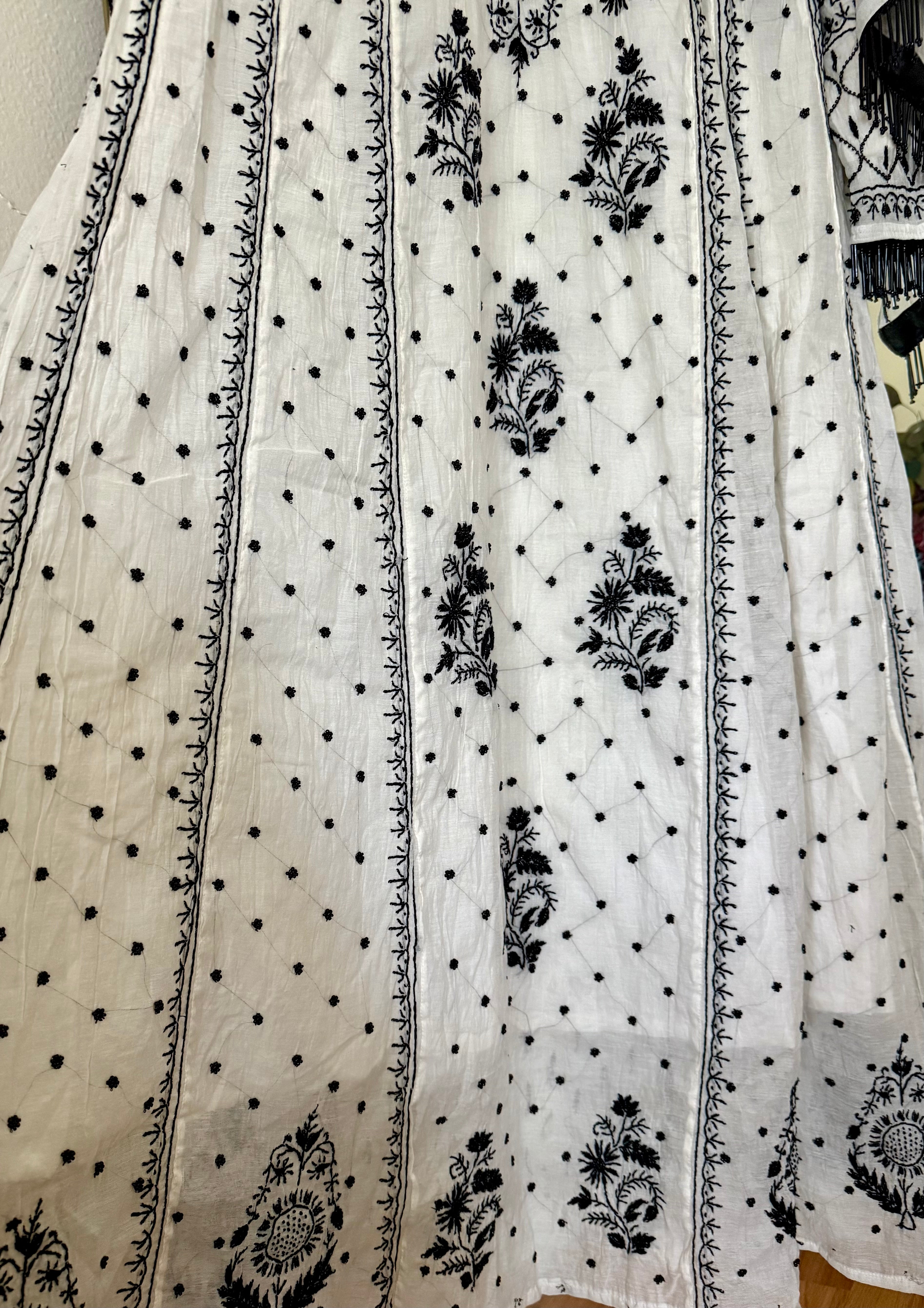 Mul Chanderi Anarkali: Black on Ivory