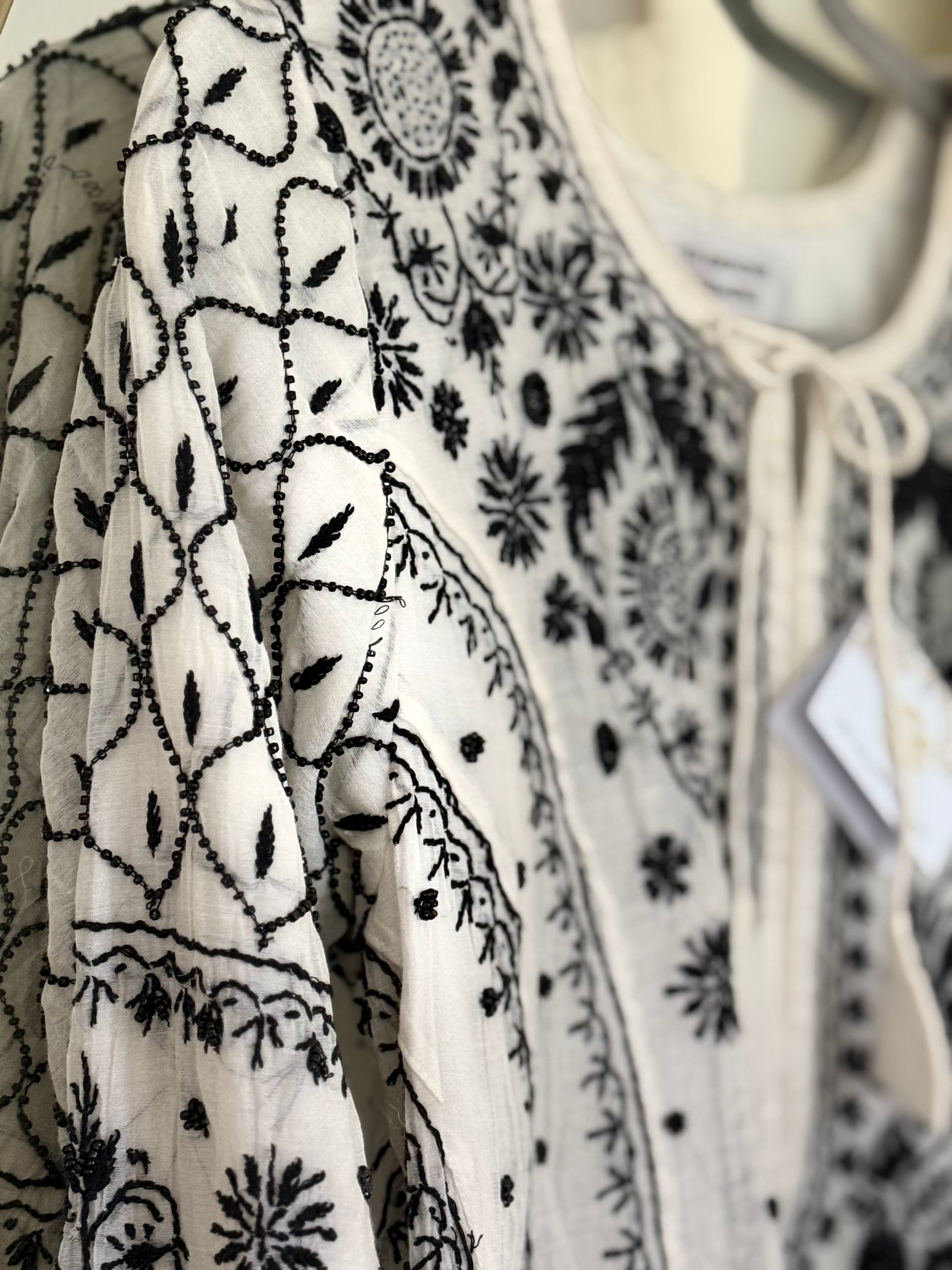 Mul Chanderi Anarkali: Black on Ivory