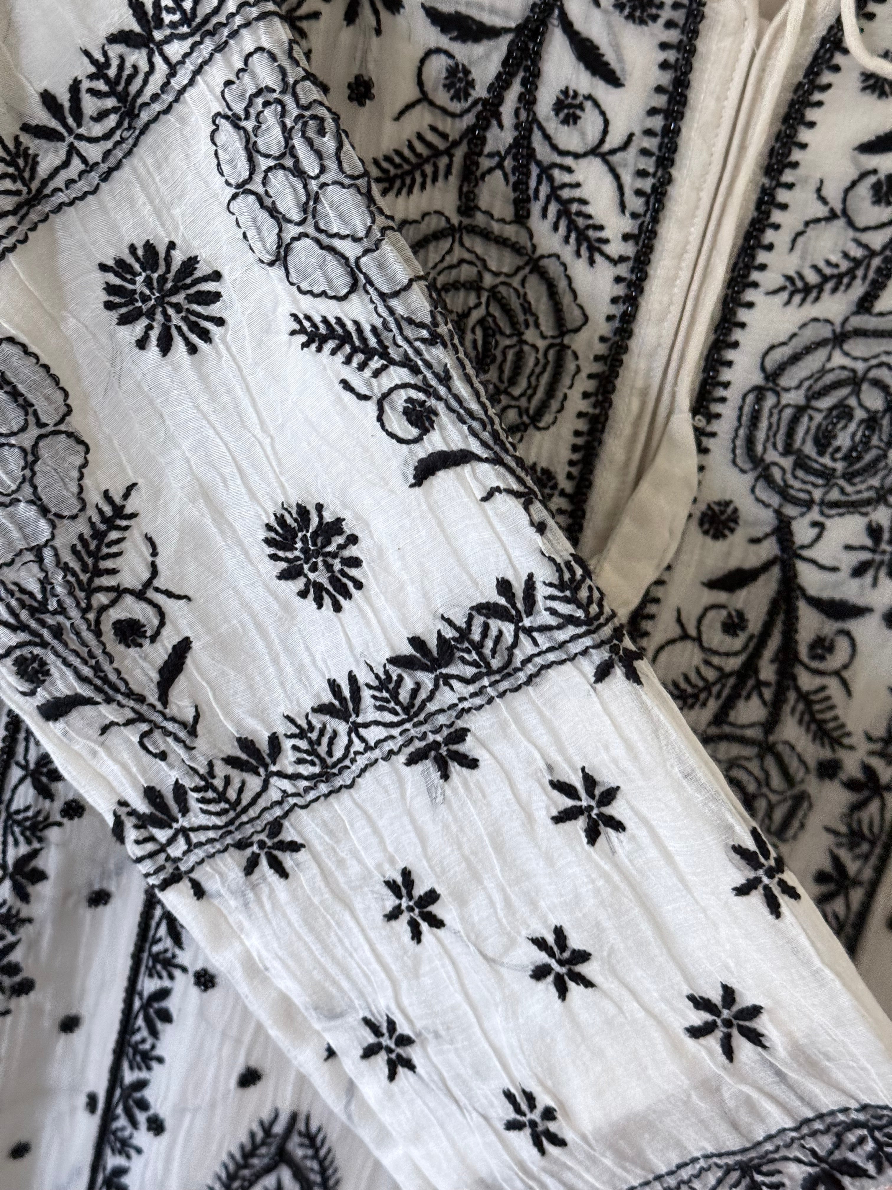 Mul Chanderi Anarkali: Black on Ivory