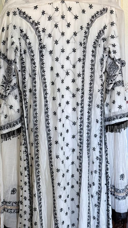 Mul Chanderi Anarkali: Black on Ivory