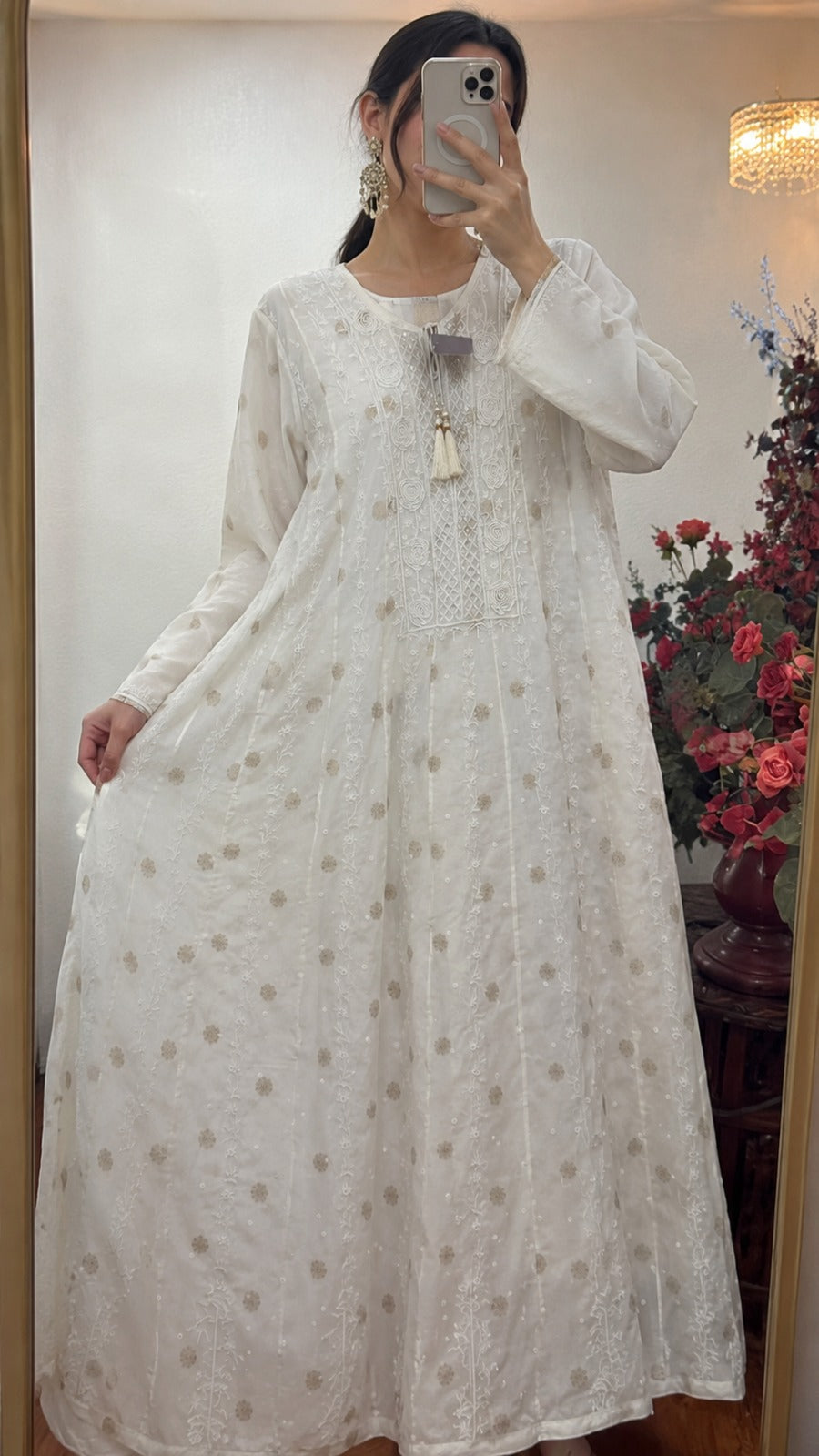 Mul Chanderi Chikankari Anarkali with Banarasi bootis, pearl & cutdana embellishments- Ivory