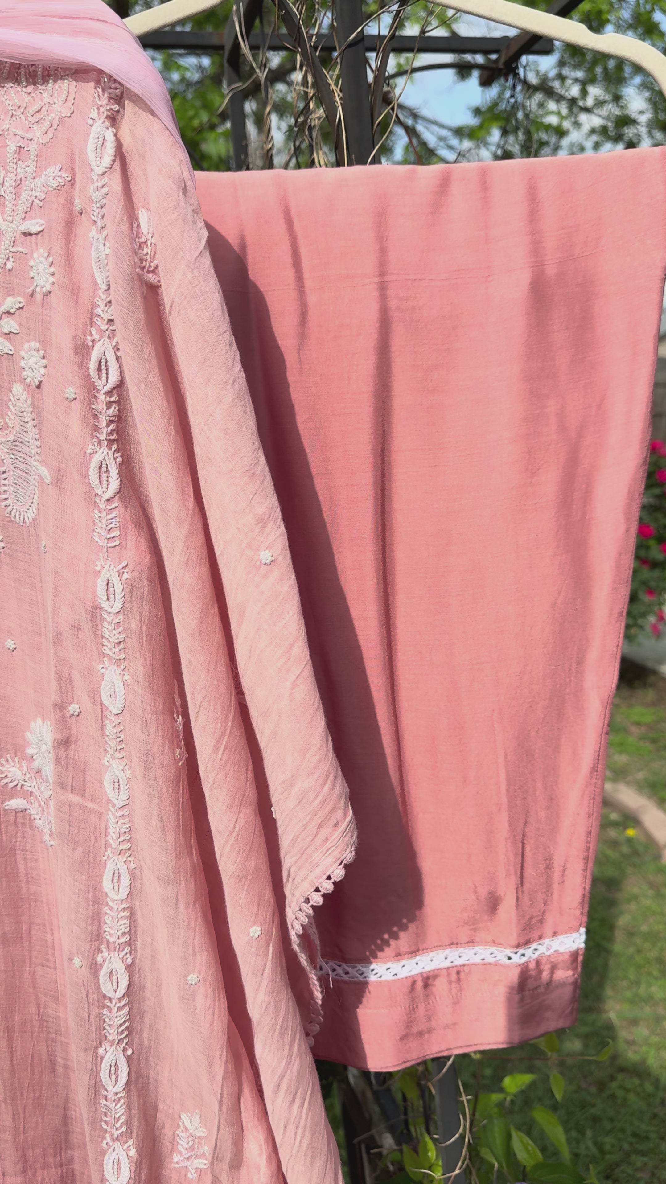 Load video: Mul Chanderi Kaftan Sets
